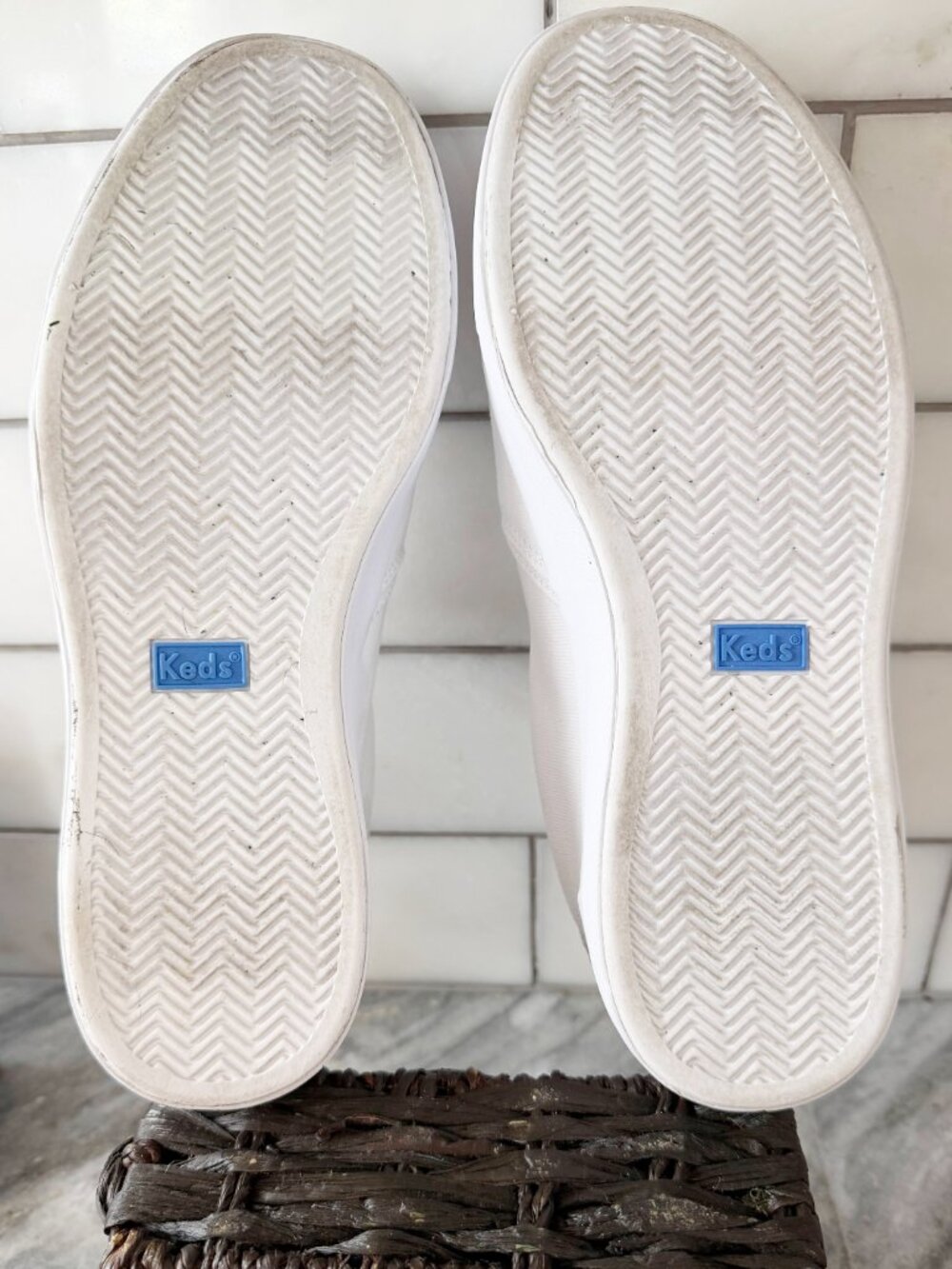 Keds White Pursuit Slip On Canvas Sneakers Women's 7W - Picture 3 of 6